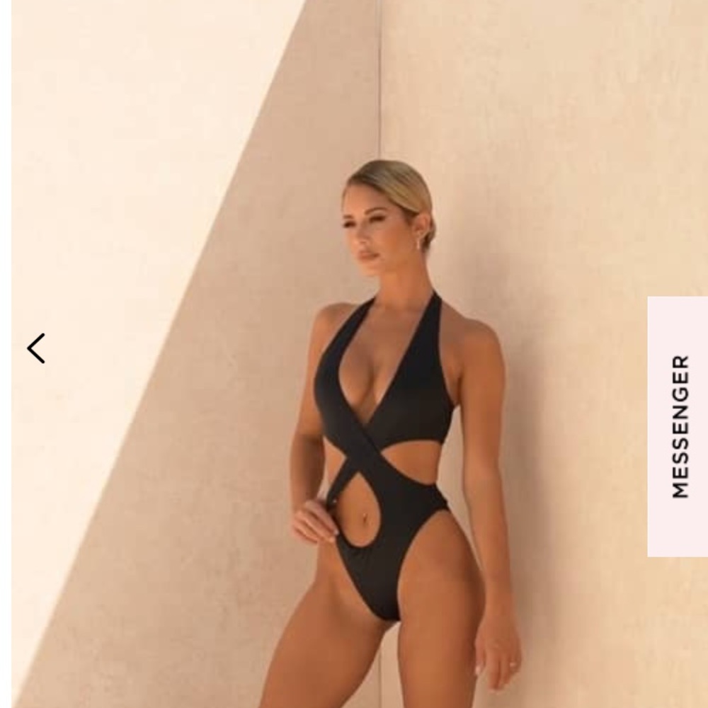 HOUSEOFCB SWIMSUIT